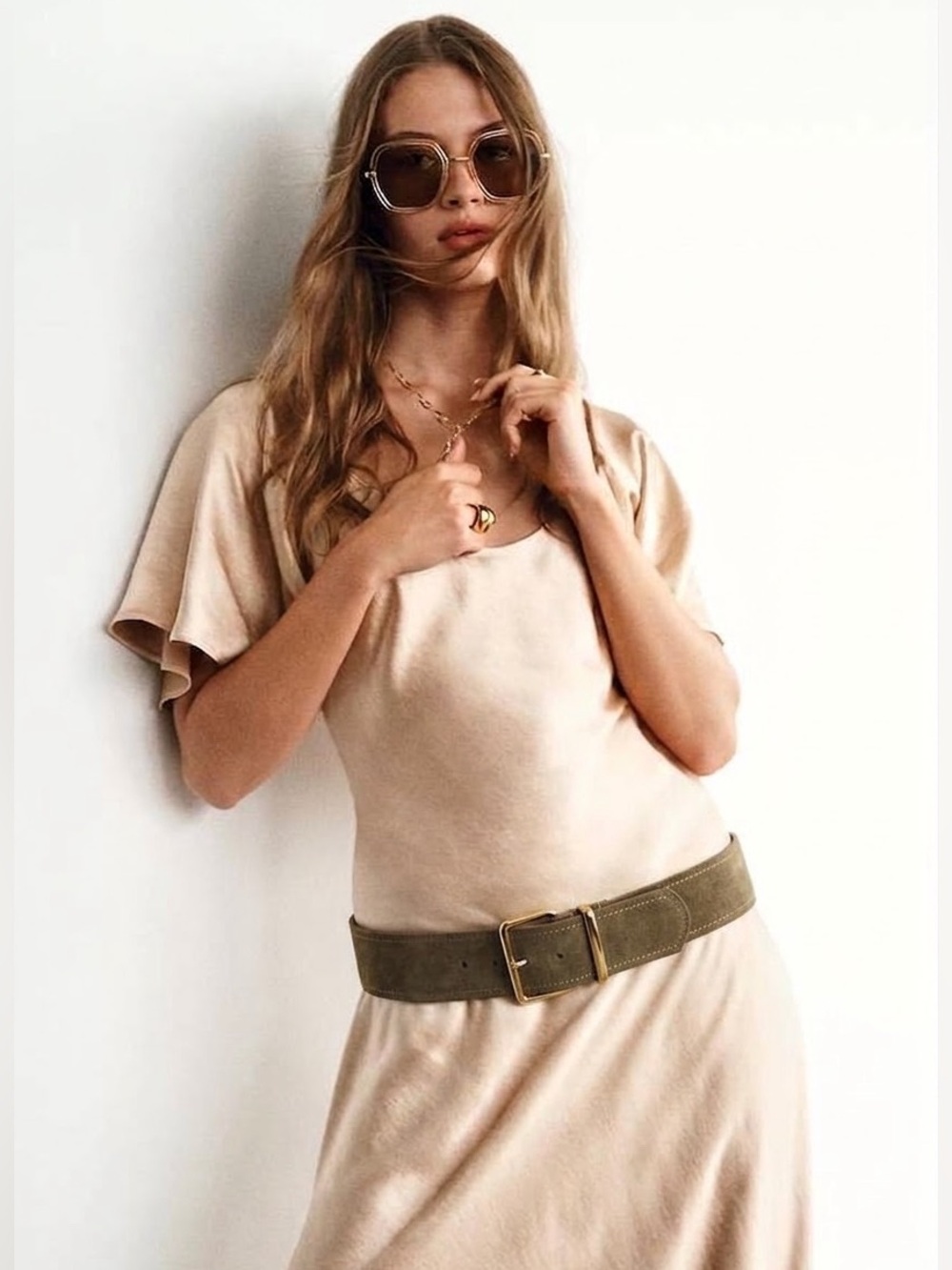 Anthropologie Square Buckle Suede Leather Belt Size Medium Taupe Gold